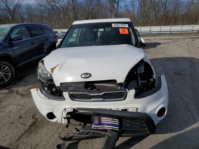 Photo 4 VIN: KNDJT2A61D7532459 - KIA SOUL + 