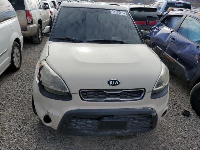 Photo 4 VIN: KNDJT2A61D7556034 - KIA SOUL 