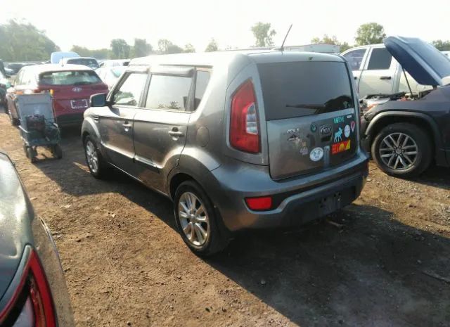 Photo 2 VIN: KNDJT2A61D7558463 - KIA SOUL 