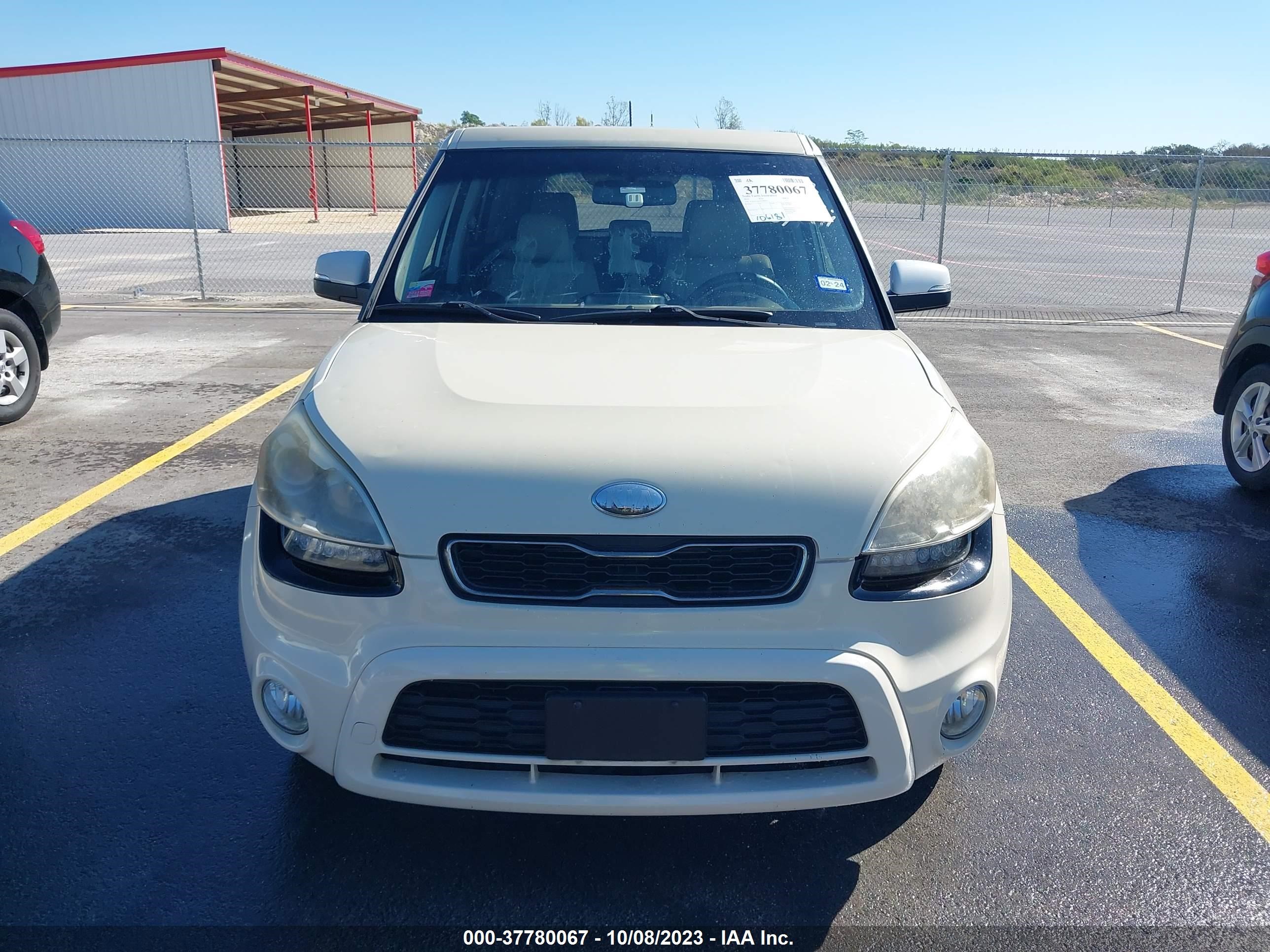 Photo 5 VIN: KNDJT2A61D7580902 - KIA SOUL 