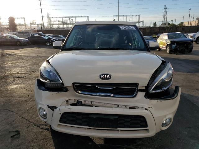 Photo 4 VIN: KNDJT2A61D7581922 - KIA SOUL + 