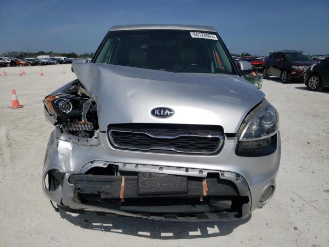 Photo 4 VIN: KNDJT2A61D7588711 - KIA SOUL + 