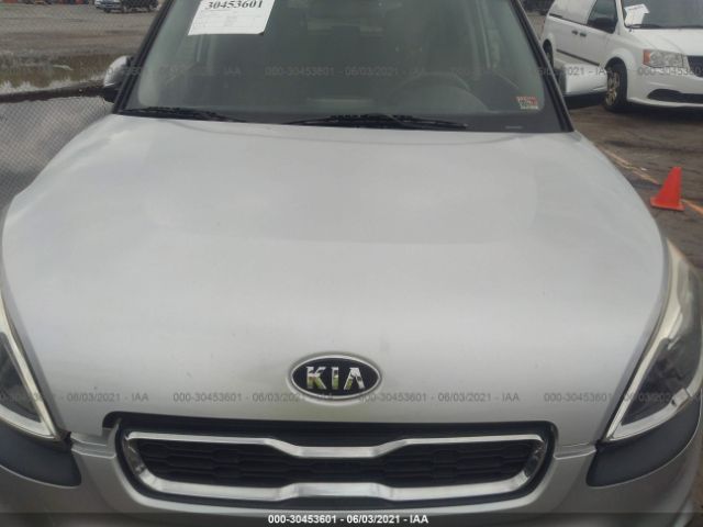 Photo 9 VIN: KNDJT2A62C7471444 - KIA SOUL 