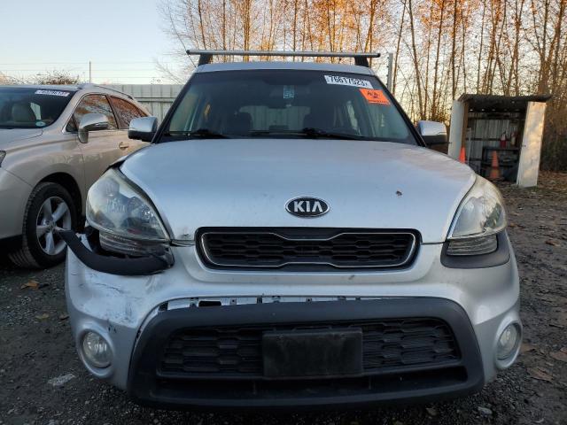 Photo 4 VIN: KNDJT2A62D7523527 - KIA SOUL 