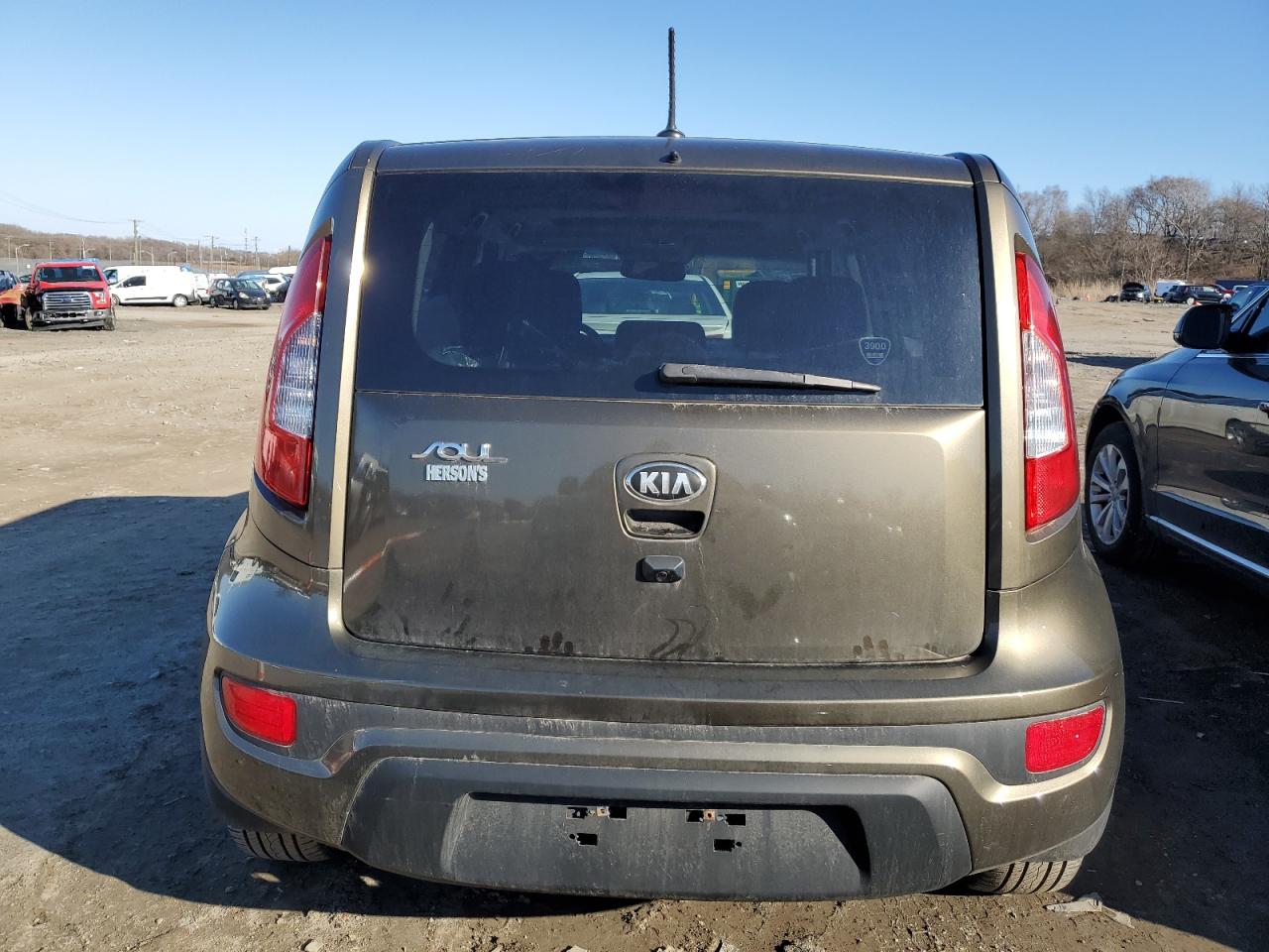 Photo 5 VIN: KNDJT2A62D7524502 - KIA SOUL 