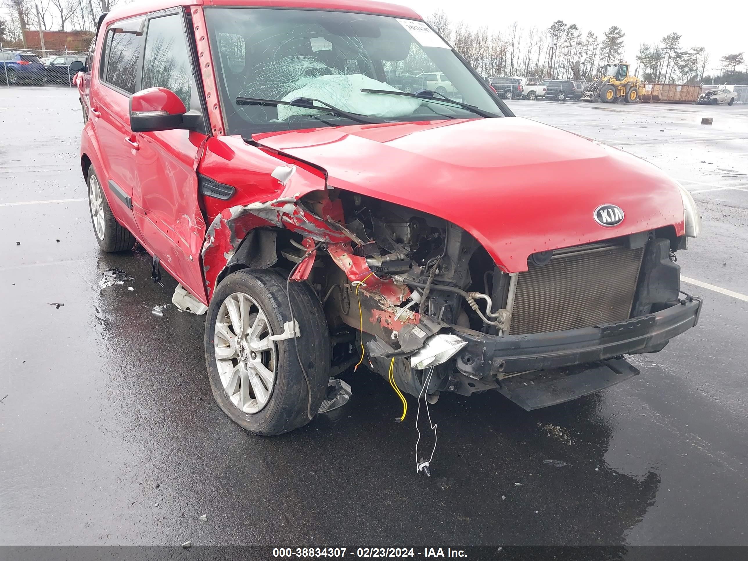 Photo 5 VIN: KNDJT2A62D7572940 - KIA SOUL 