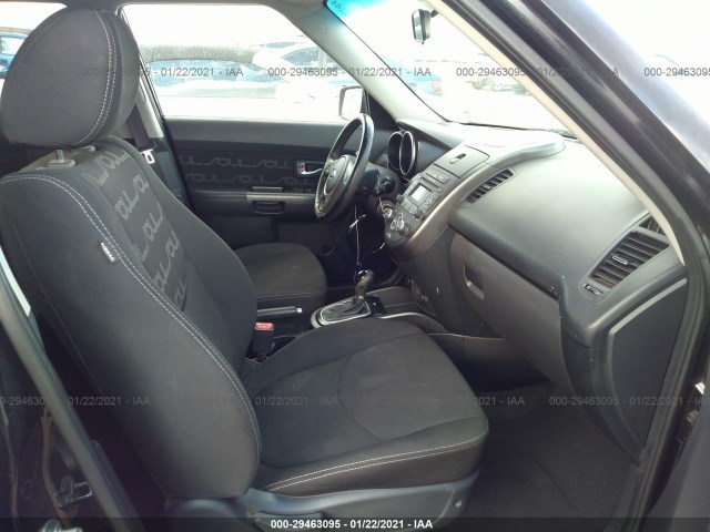 Photo 4 VIN: KNDJT2A62D7586532 - KIA SOUL 