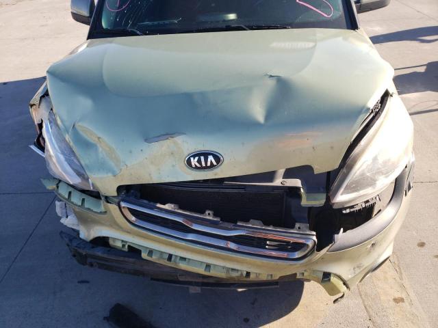 Photo 6 VIN: KNDJT2A62D7612420 - KIA SOUL + 