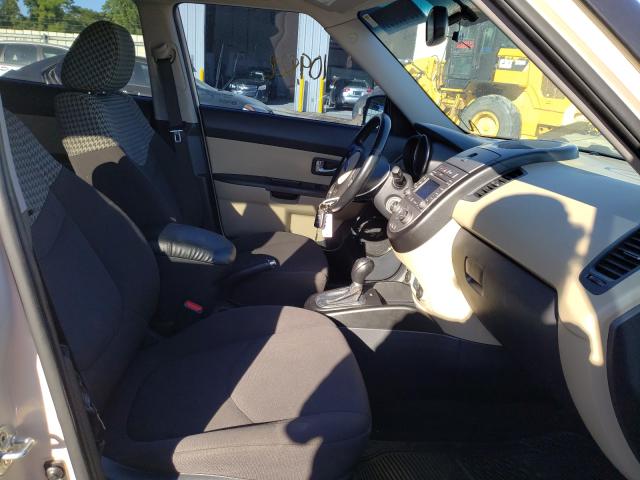 Photo 4 VIN: KNDJT2A62D7771566 - KIA SOUL + 