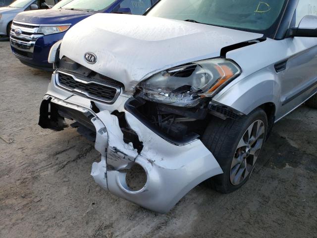 Photo 8 VIN: KNDJT2A63C7370963 - KIA SOUL + 