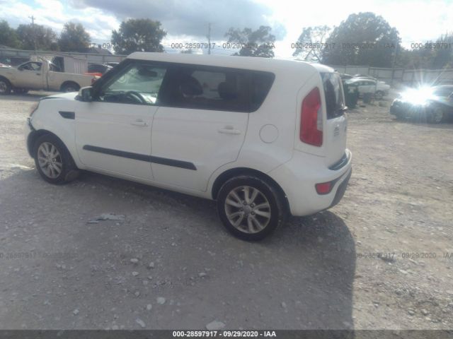 Photo 2 VIN: KNDJT2A63C7402939 - KIA SOUL 