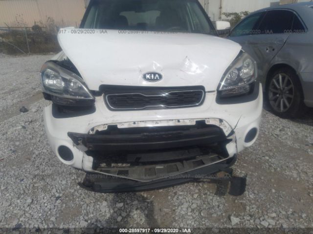 Photo 5 VIN: KNDJT2A63C7402939 - KIA SOUL 