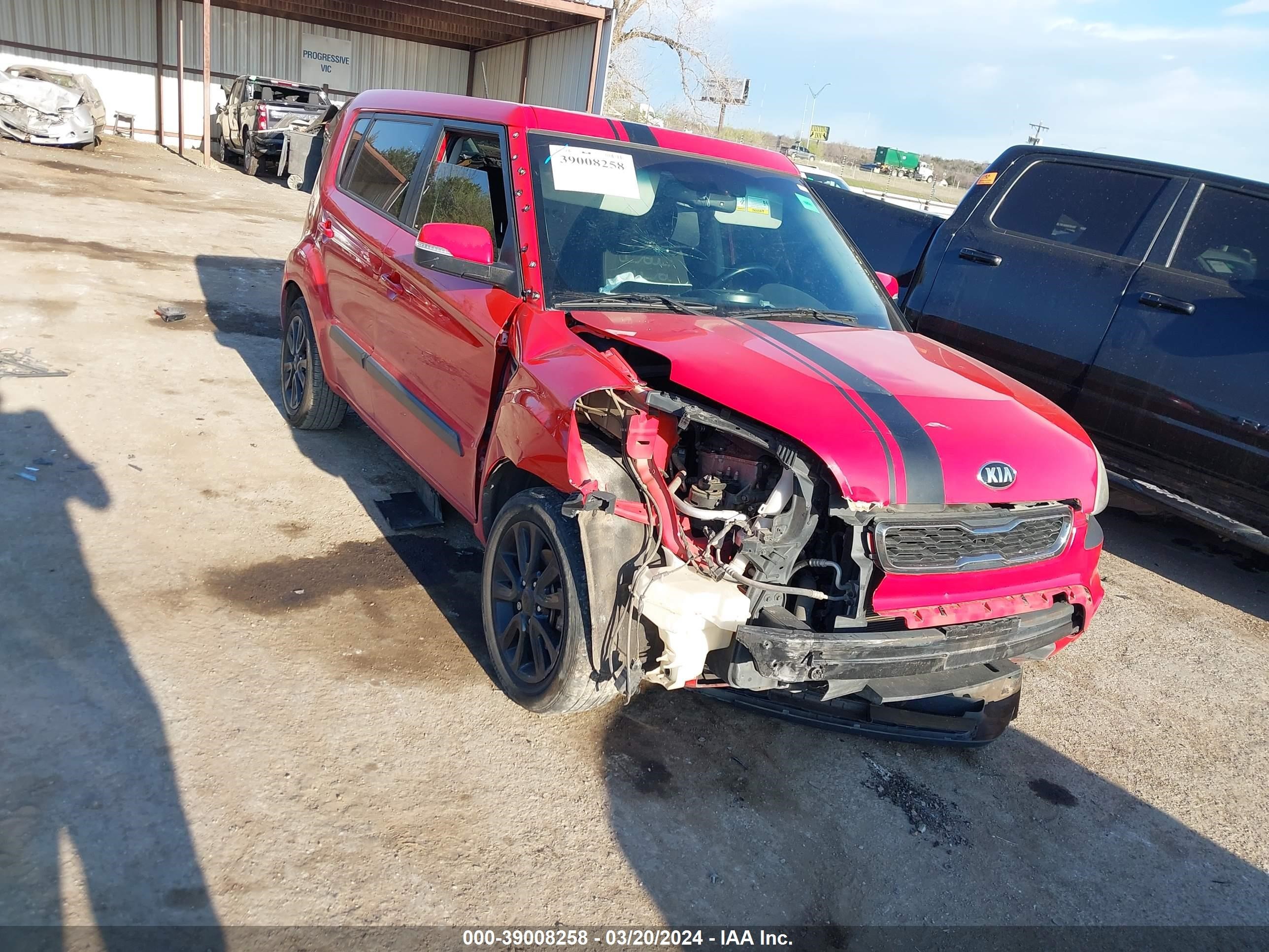 Photo 5 VIN: KNDJT2A63D7484768 - KIA SOUL 