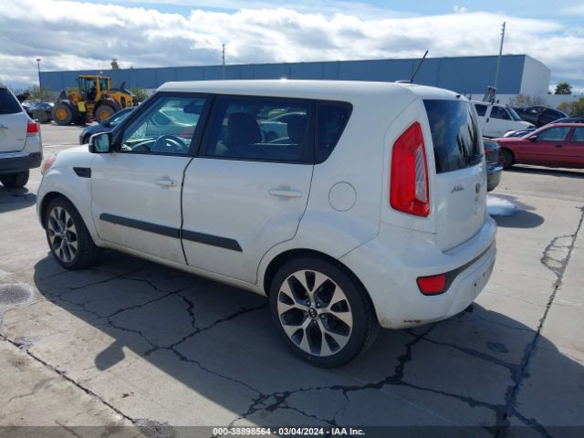 Photo 2 VIN: KNDJT2A63D7522046 - KIA SOUL 