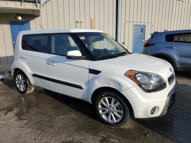 Photo 3 VIN: KNDJT2A63D7532933 - KIA SOUL 