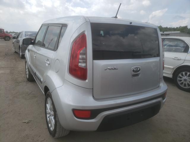 Photo 2 VIN: KNDJT2A63D7556827 - KIA SOUL + 