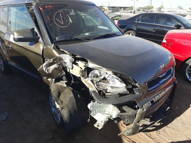 Photo 8 VIN: KNDJT2A63D7557430 - KIA SOUL + 