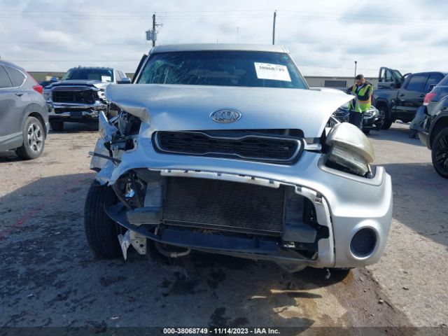 Photo 5 VIN: KNDJT2A63D7573059 - KIA SOUL 