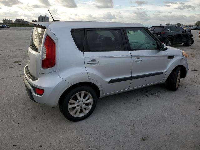 Photo 2 VIN: KNDJT2A63D7578200 - KIA SOUL 