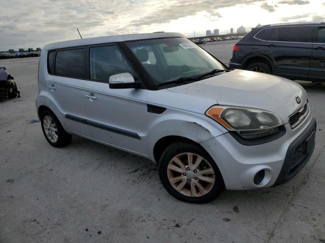 Photo 3 VIN: KNDJT2A63D7578200 - KIA SOUL 