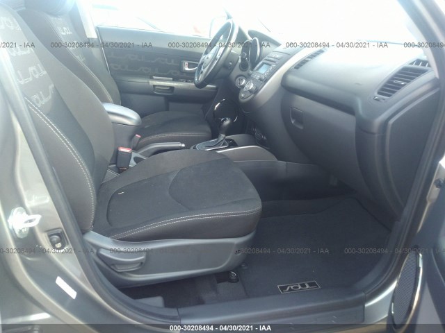 Photo 4 VIN: KNDJT2A63D7589469 - KIA SOUL 