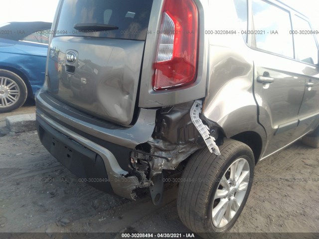 Photo 5 VIN: KNDJT2A63D7589469 - KIA SOUL 