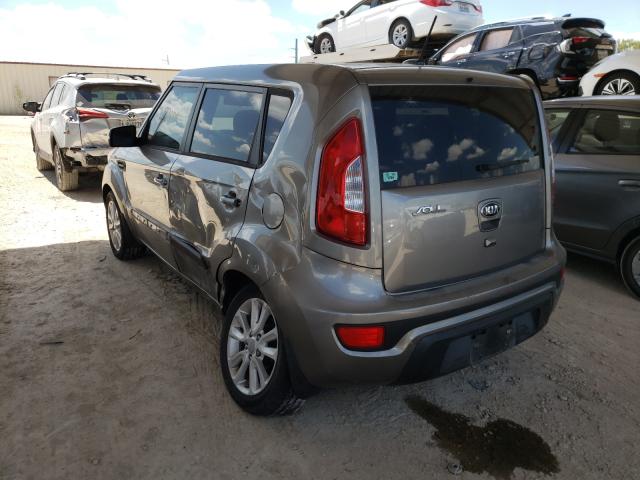 Photo 2 VIN: KNDJT2A63D7631106 - KIA SOUL + 