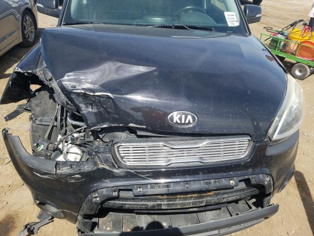 Photo 6 VIN: KNDJT2A63D7751424 - KIA SOUL + 