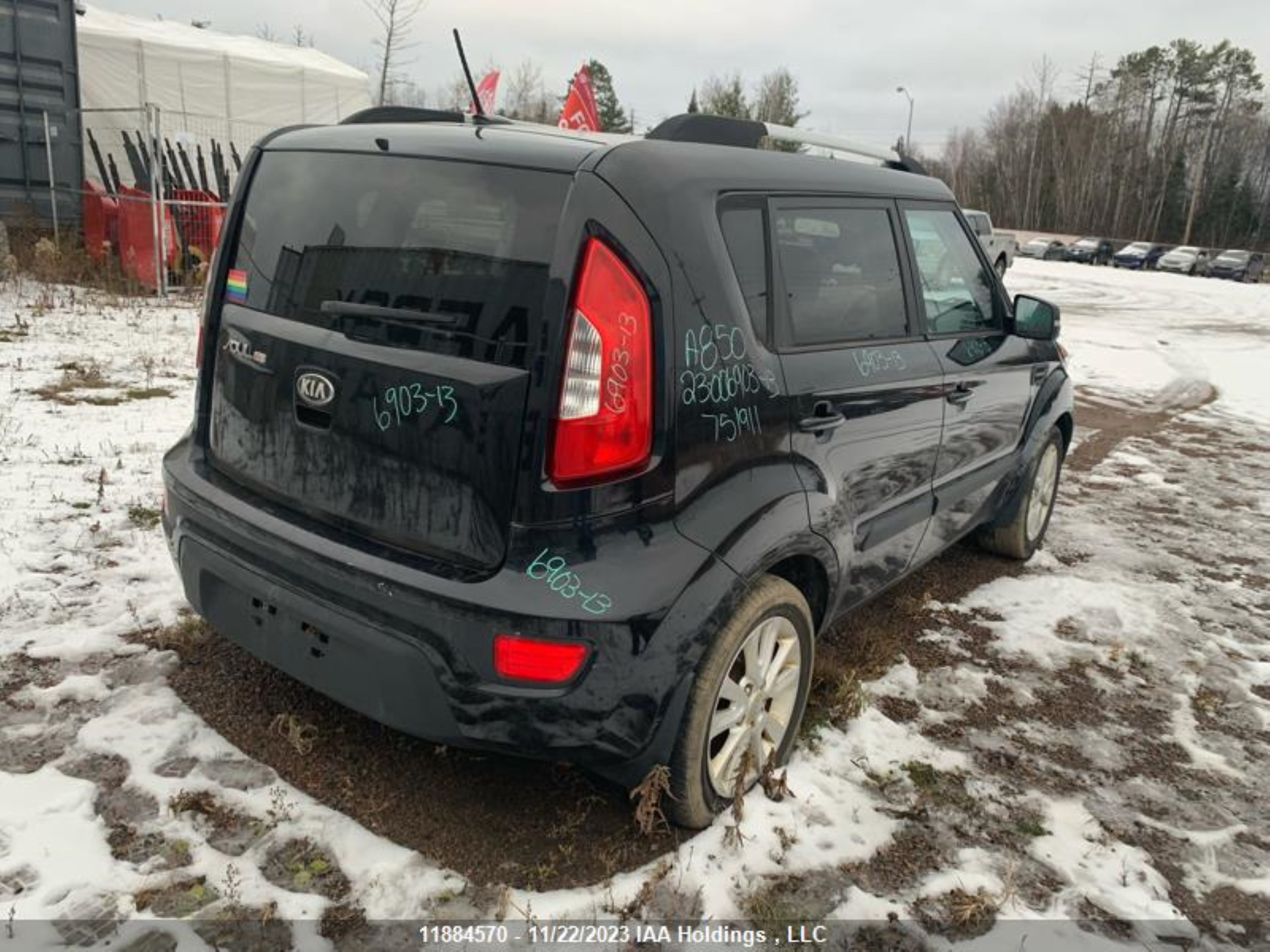 Photo 3 VIN: KNDJT2A63D7751911 - KIA SOUL 