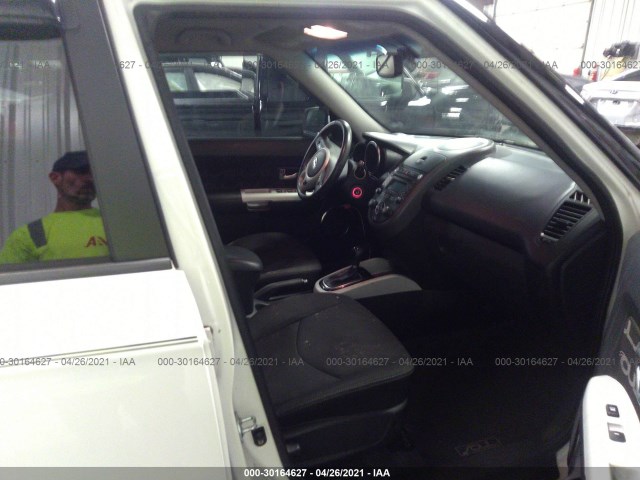 Photo 4 VIN: KNDJT2A64C7375816 - KIA SOUL 