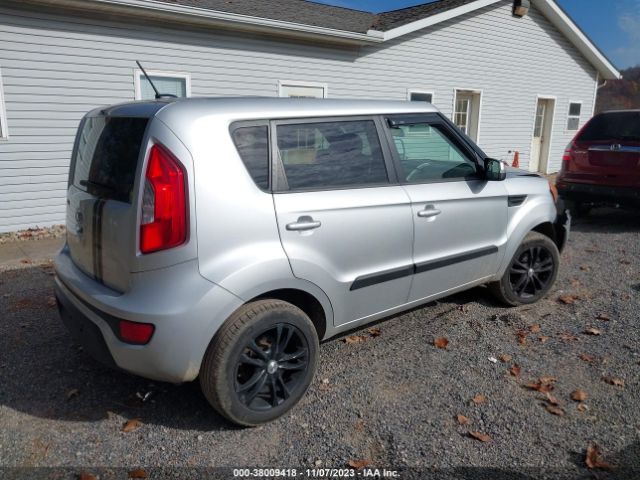 Photo 3 VIN: KNDJT2A64C7444262 - KIA SOUL 