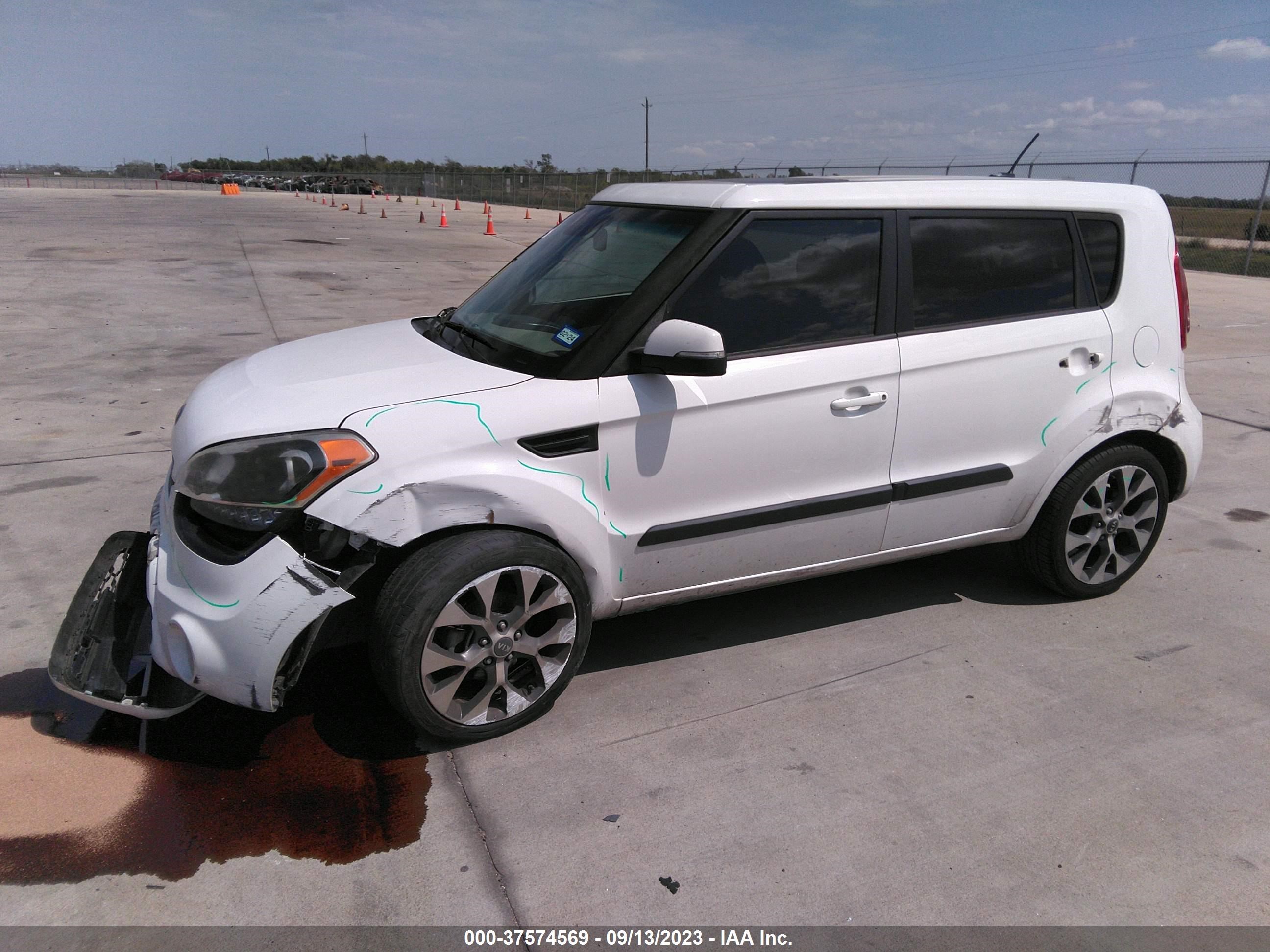 Photo 1 VIN: KNDJT2A64D7501111 - KIA SOUL 