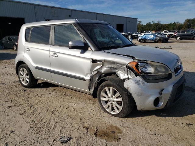 Photo 3 VIN: KNDJT2A64D7548476 - KIA SOUL 