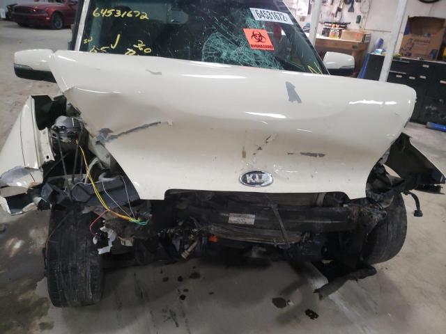 Photo 8 VIN: KNDJT2A64D7572471 - KIA SOUL + 