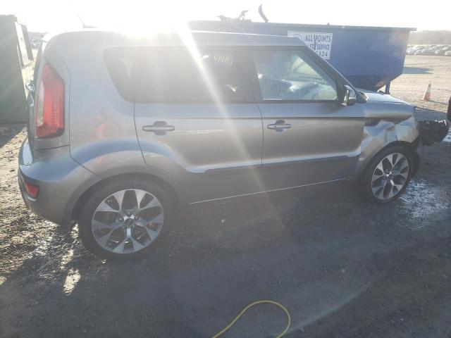 Photo 2 VIN: KNDJT2A64D7592932 - KIA SOUL 