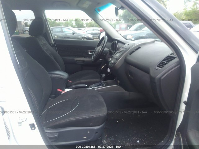 Photo 4 VIN: KNDJT2A64D7758561 - KIA SOUL 