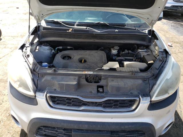 Photo 11 VIN: KNDJT2A64D7776929 - KIA SOUL + 