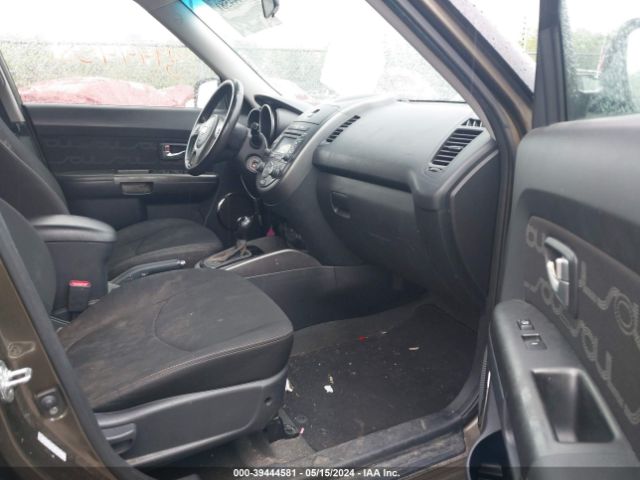 Photo 4 VIN: KNDJT2A65C7403719 - KIA SOUL 