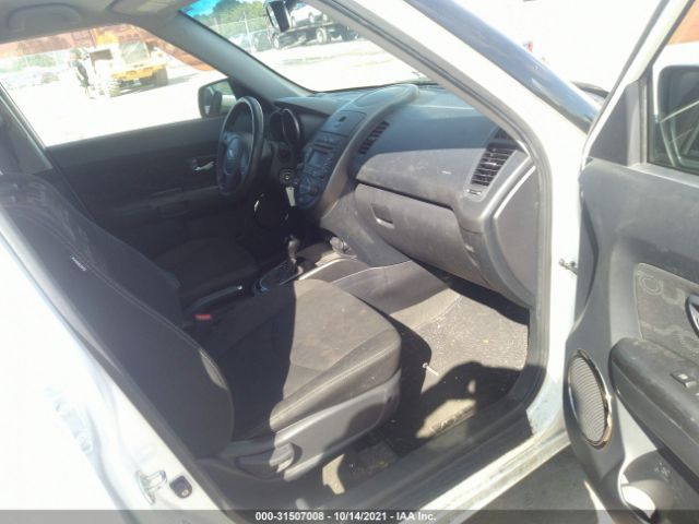 Photo 4 VIN: KNDJT2A65C7412629 - KIA SOUL 