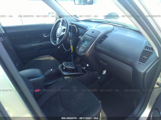 Photo 4 VIN: KNDJT2A65C7455559 - KIA SOUL 