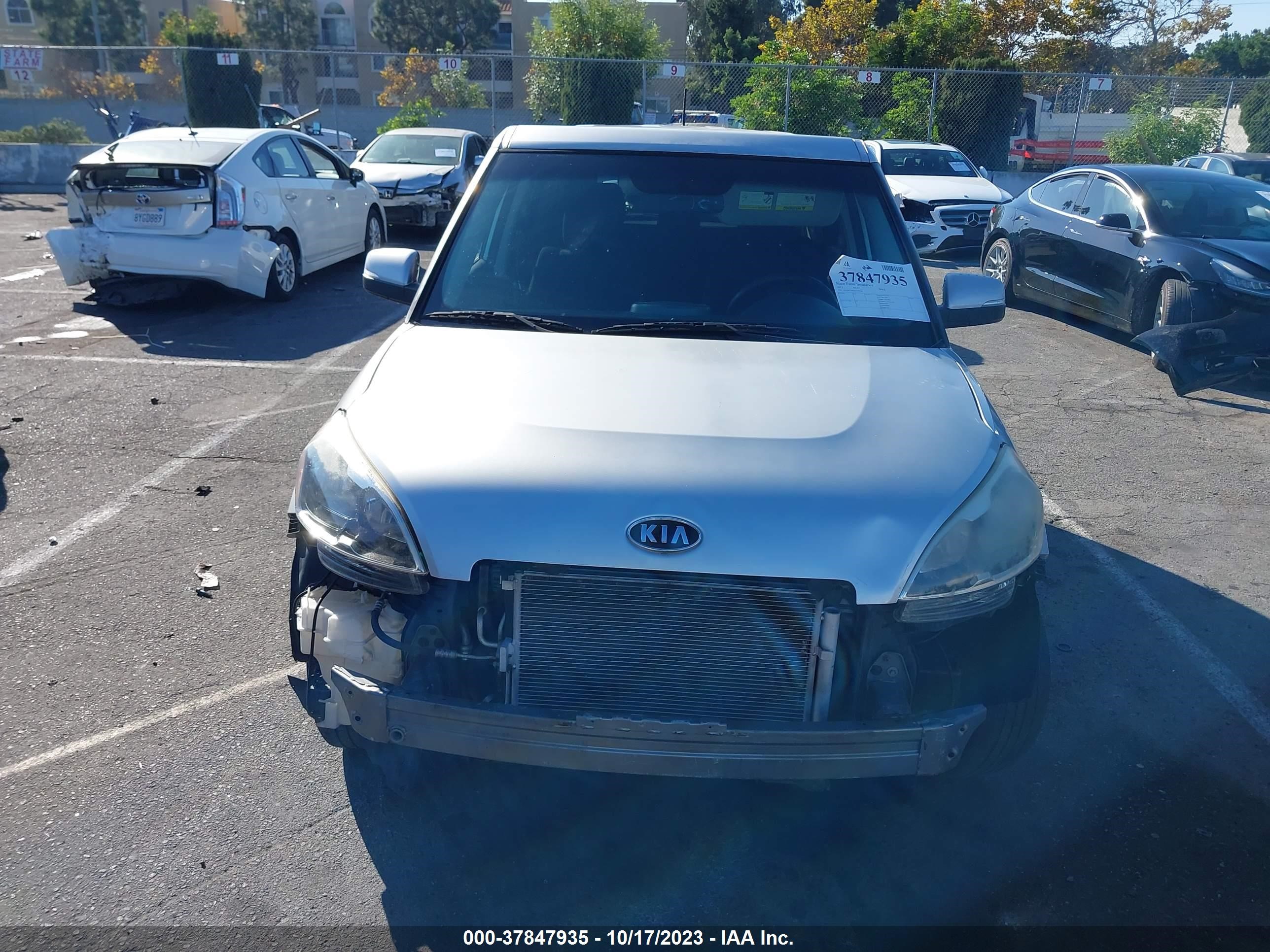 Photo 10 VIN: KNDJT2A65D7507046 - KIA SOUL 