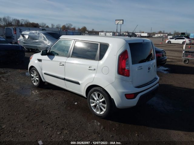 Photo 2 VIN: KNDJT2A65D7532156 - KIA SOUL 