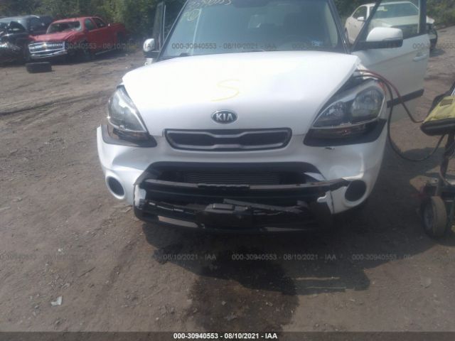 Photo 5 VIN: KNDJT2A65D7549474 - KIA SOUL 