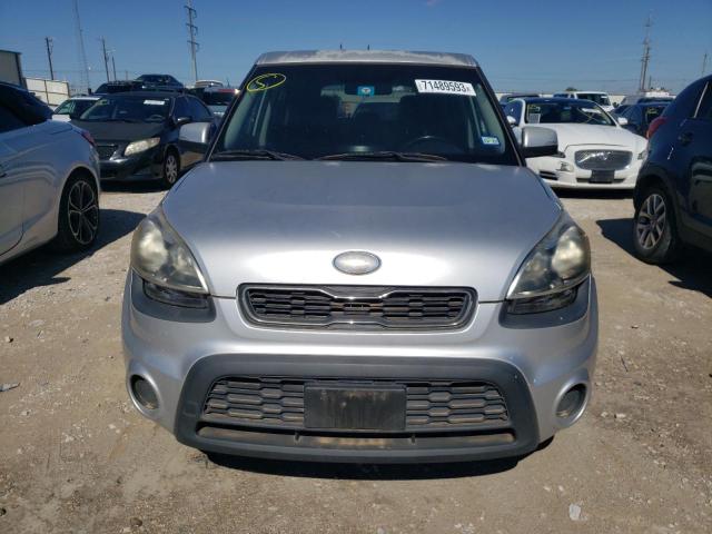 Photo 4 VIN: KNDJT2A65D7561253 - KIA SOUL 