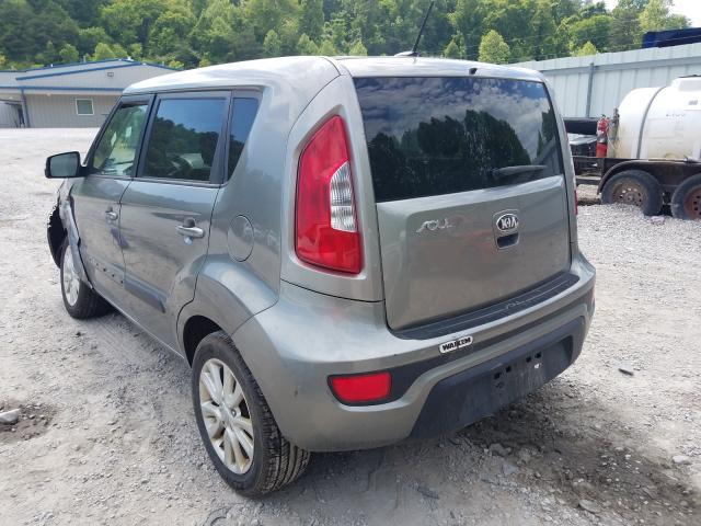 Photo 2 VIN: KNDJT2A65D7565075 - KIA SOUL + 