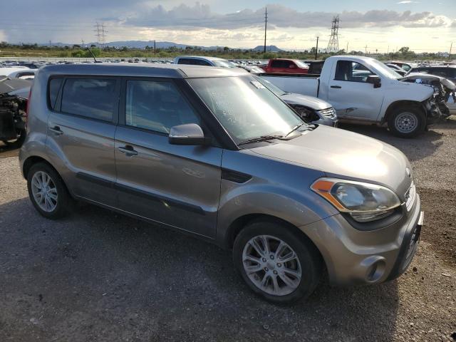 Photo 3 VIN: KNDJT2A65D7569708 - KIA SOUL 