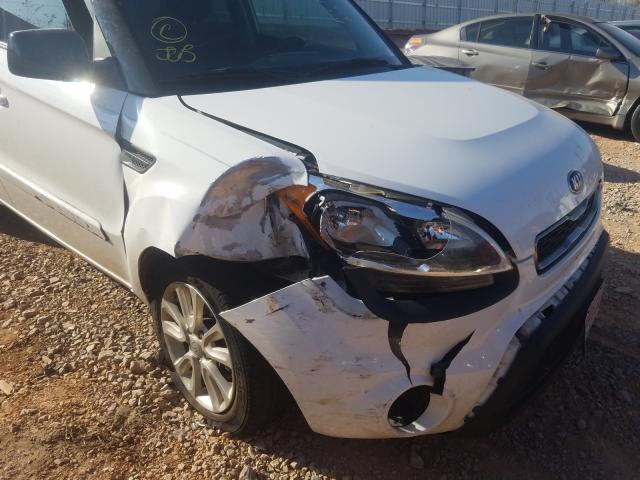 Photo 8 VIN: KNDJT2A65D7753577 - KIA SOUL + 