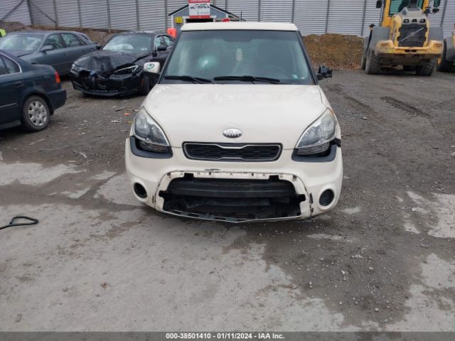 Photo 5 VIN: KNDJT2A65D7758679 - KIA SOUL 