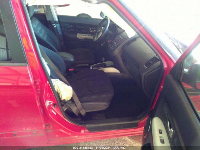 Photo 4 VIN: KNDJT2A66C7379219 - KIA SOUL 