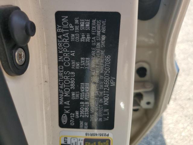 Photo 12 VIN: KNDJT2A66D7507086 - KIA SOUL 